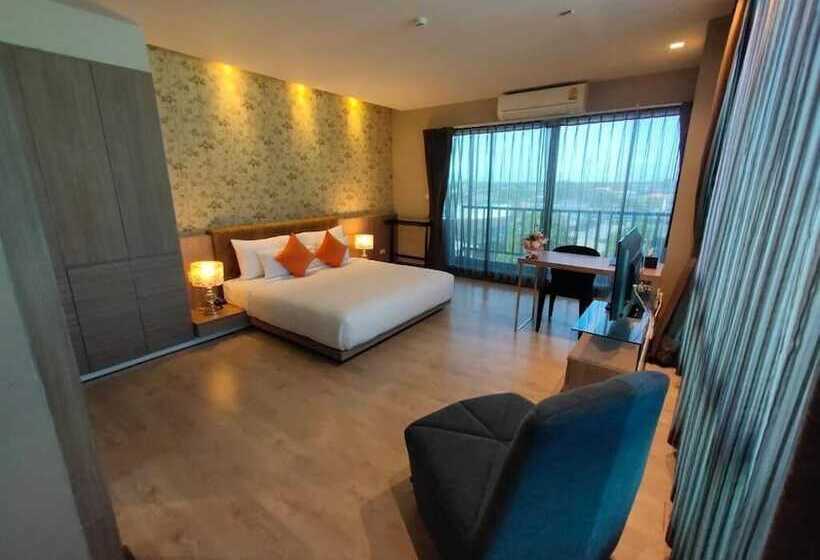 Отель Ton Aoi Grand