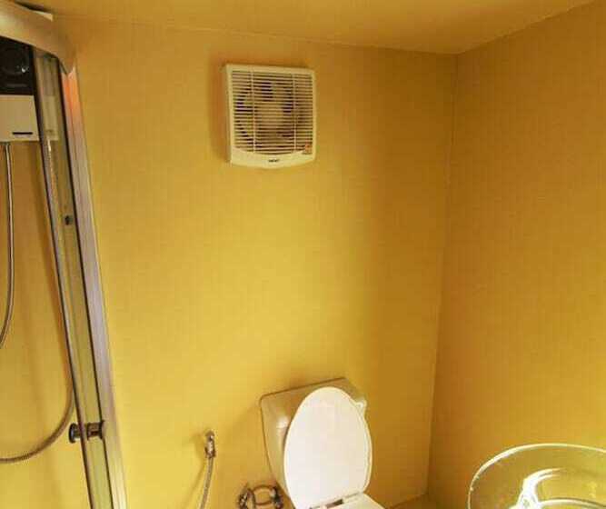 בית מלון כפרי Tonaor On The Beach Resort&restaurant