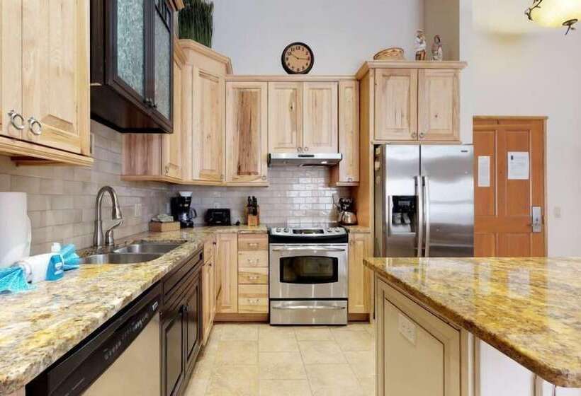 Jack Pine 8006 By Summitcove Lodging