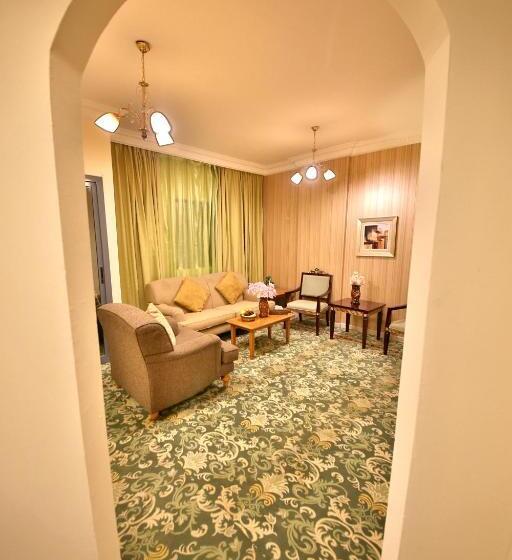 Midtown Furnished Apartments