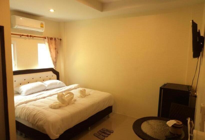 Pensão Bann Lom Le Guest House