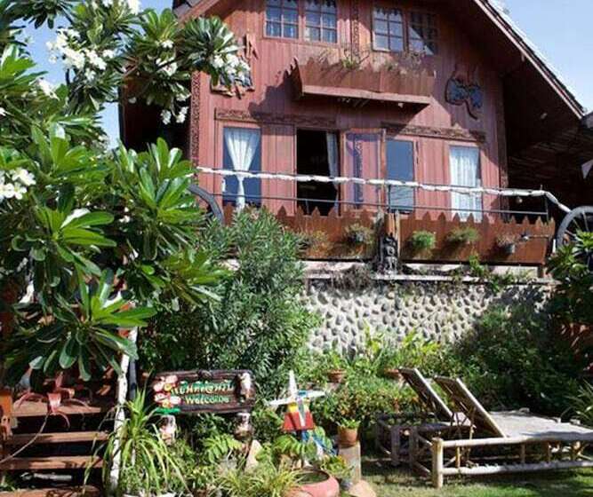 پانسیون Happy House On The Beach