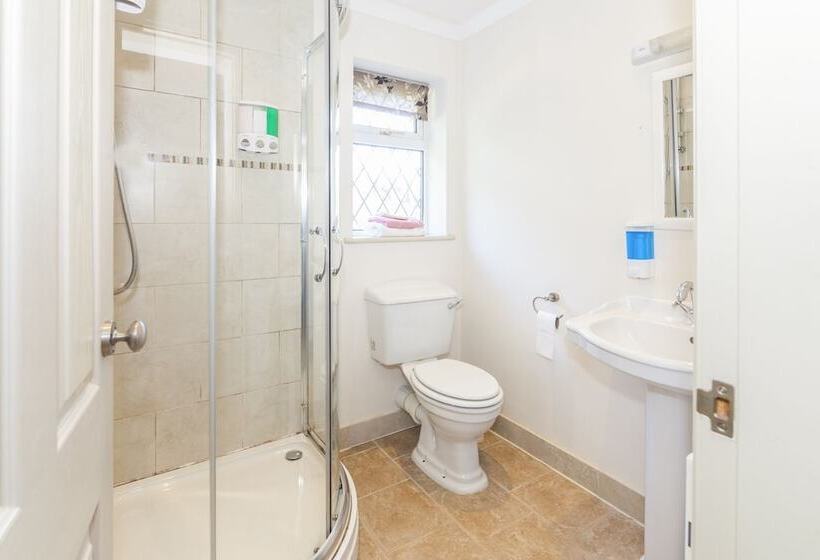 פנסיון Ivy Guest House