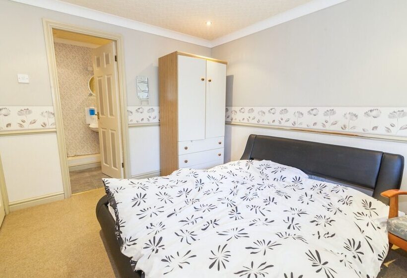 פנסיון Ivy Guest House