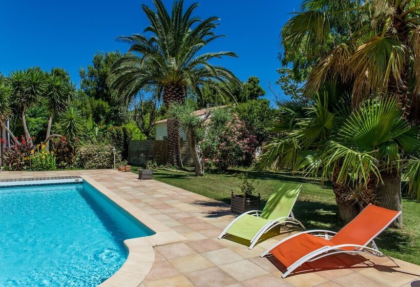 פנסיון Mas Picton