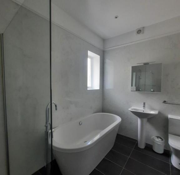 膳宿费 No 45, Ballater