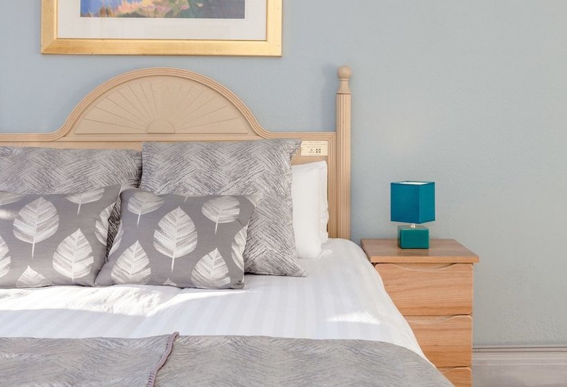 פנסיון Oakshaw Guesthouse Glasgow Airport