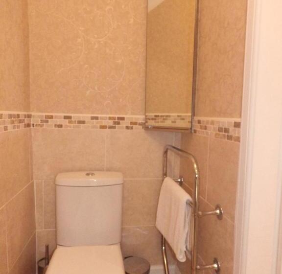 ペンション The Central Guesthouse