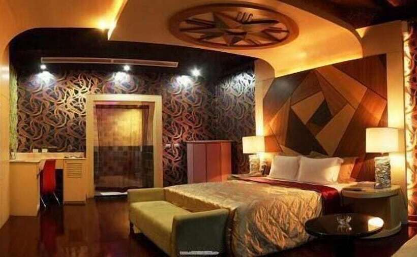 Wei Feng Exquisite Motel Pintung Branch