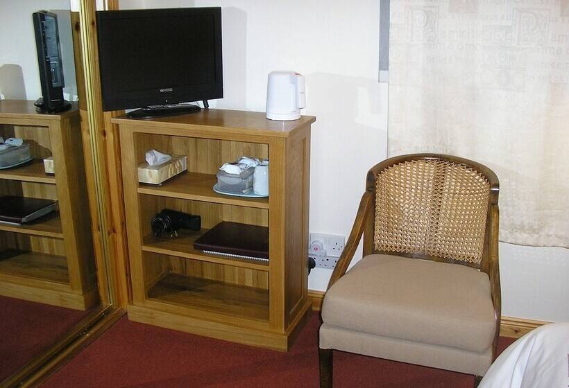 مبيت وإفطار Balhousie Farm