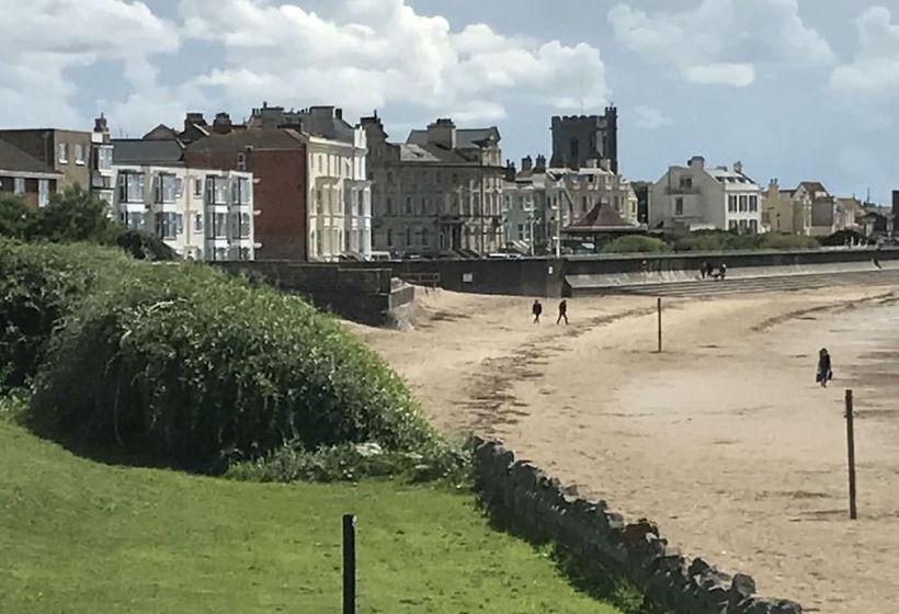 צימר Cheriton Lodge