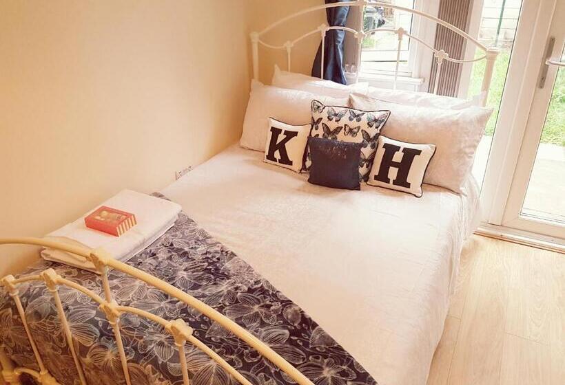 住宿加早餐  Kathleen House Plus