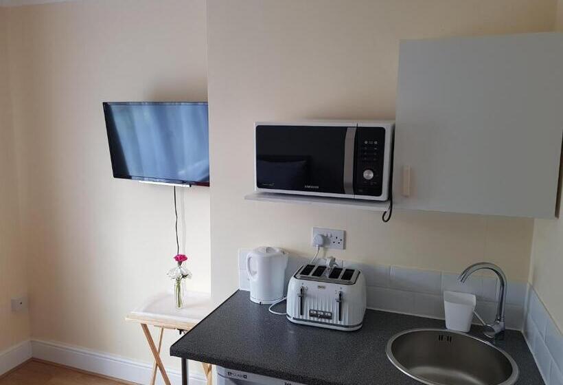 住宿加早餐  Kathleen House Plus