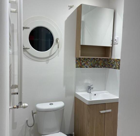 ベッドアンドブレックファースト Lou Candelou