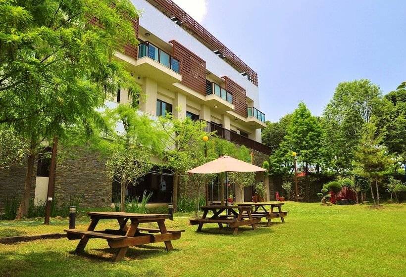 تختخواب و صبحانه One City One Vacation Farm