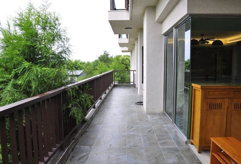 تختخواب و صبحانه One City One Vacation Farm