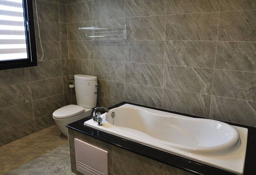 تختخواب و صبحانه One City One Vacation Farm