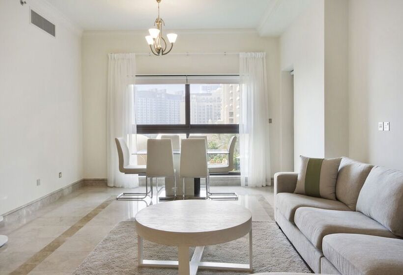 Bespoke Holiday Homes   Palm Jumeirah  2 Bedroom With Gym, Beach & Pool Access, South Residence