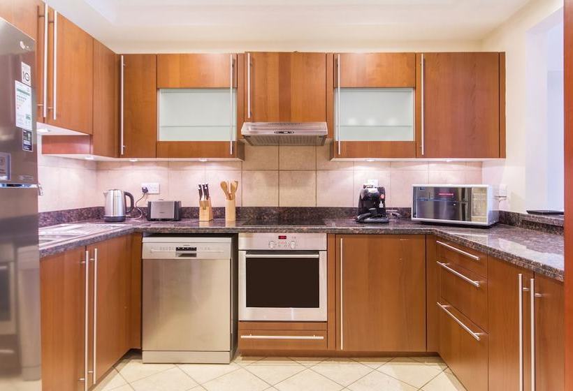 Bespoke Residences Golden Mile 2