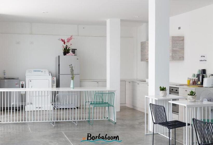 Borbaboom Phuket Poshtel & Hostel
