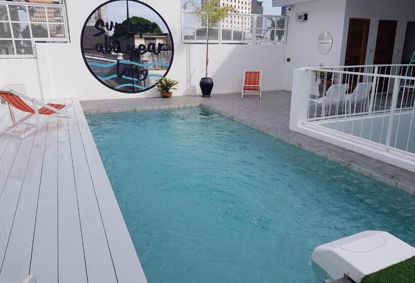 Borbaboom Phuket Poshtel & Hostel