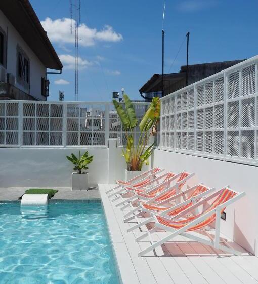 Borbaboom Phuket Poshtel & Hostel