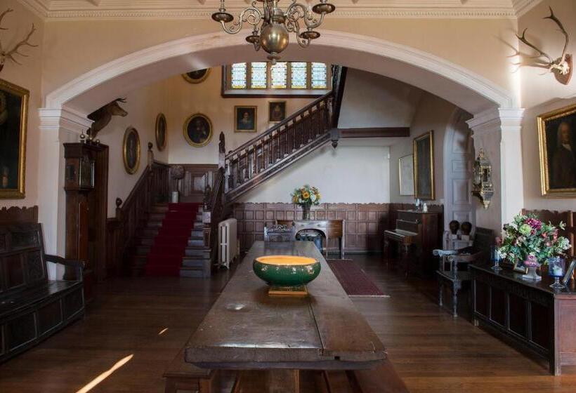 Hall Bed & Breakfast