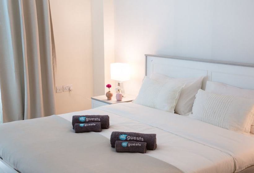 Higuests Vacation Homes  Marina Crown