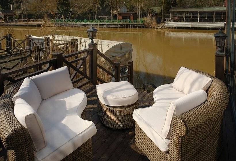 פונדק Mata Butik