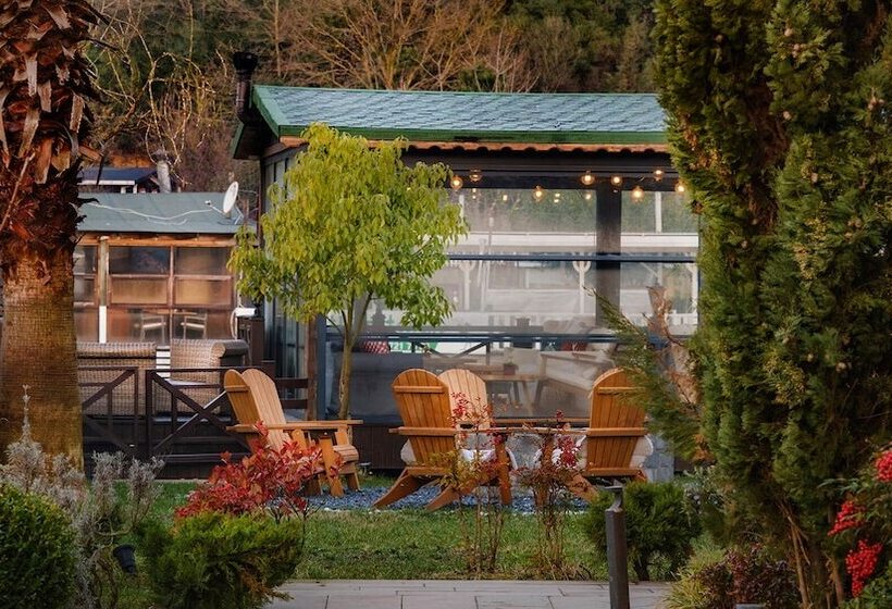 פונדק Mata Butik