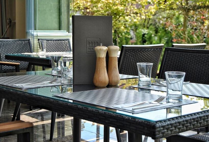 פונדק Mata Butik