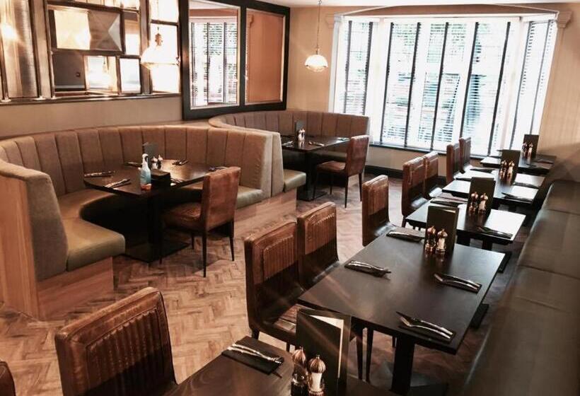 Хостел Oxgang Kitchen Bar & Rooms