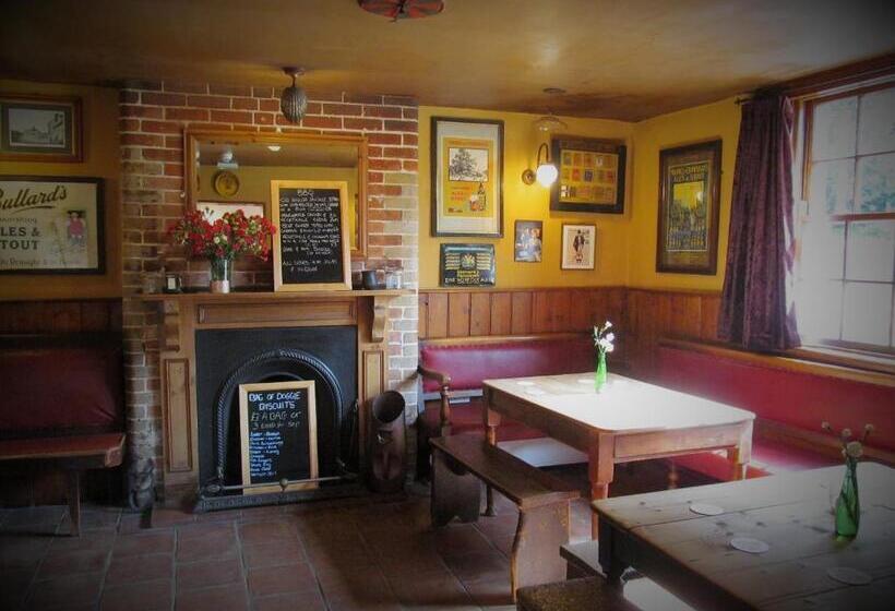فندق فئة نجمة واحدة The Three Horseshoes