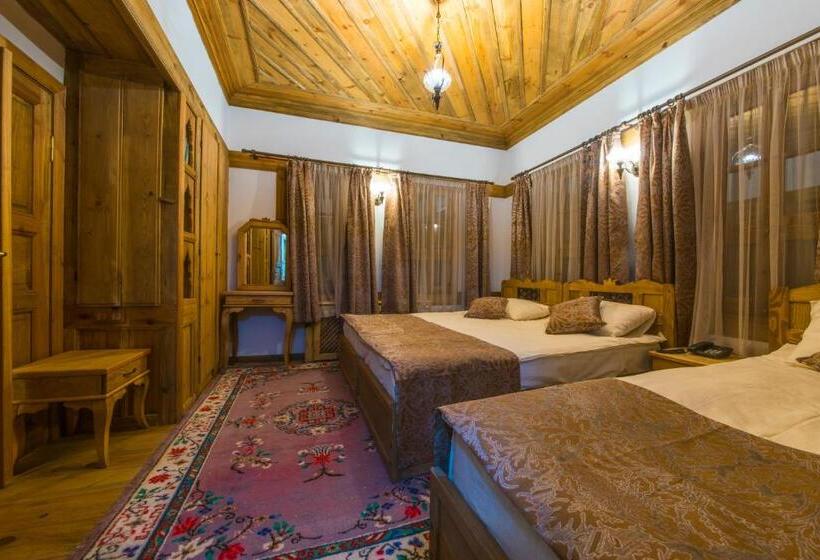 فندق Akbulut Konak