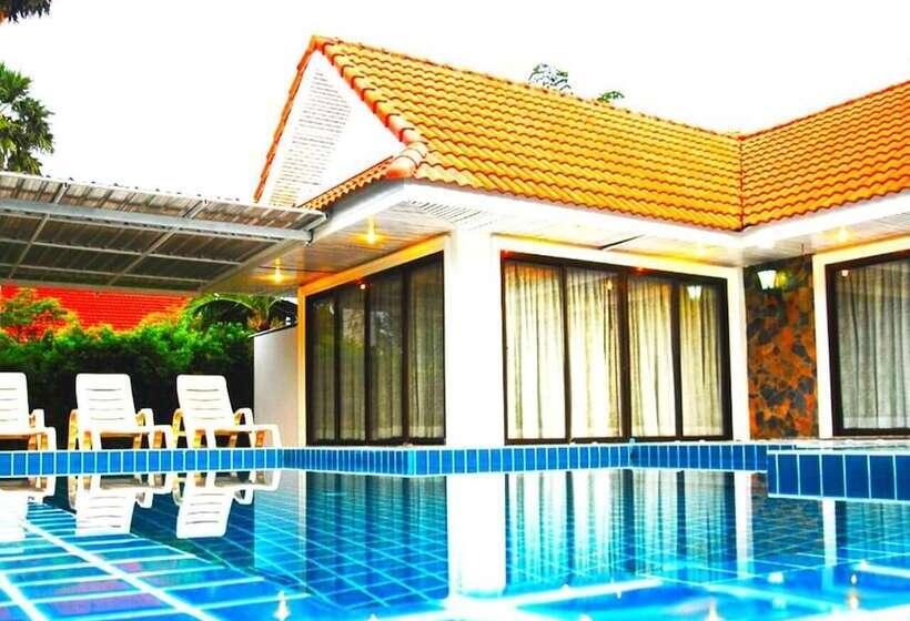 בית מלון כפרי Baan Golden Resort & Residences