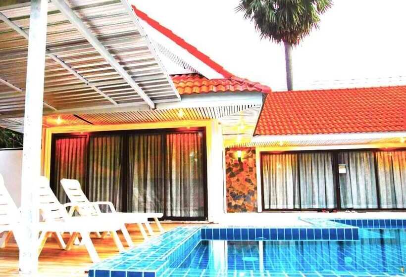 בית מלון כפרי Baan Golden Resort & Residences