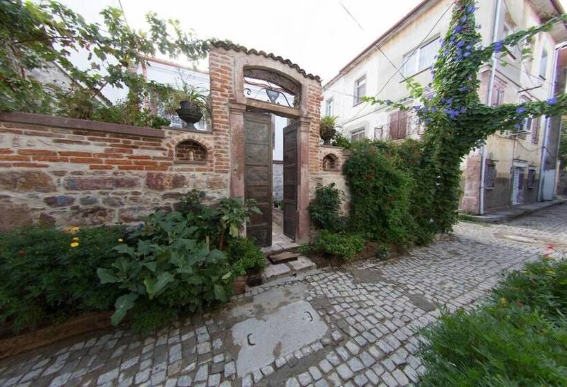 ホテル Cavlihane 1885