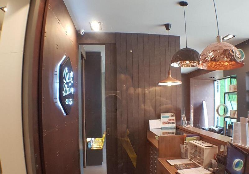 Отель Dent Station Stylish Residence