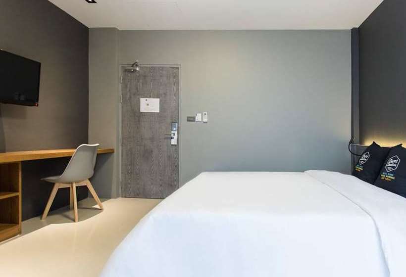 Отель Dent Station Stylish Residence