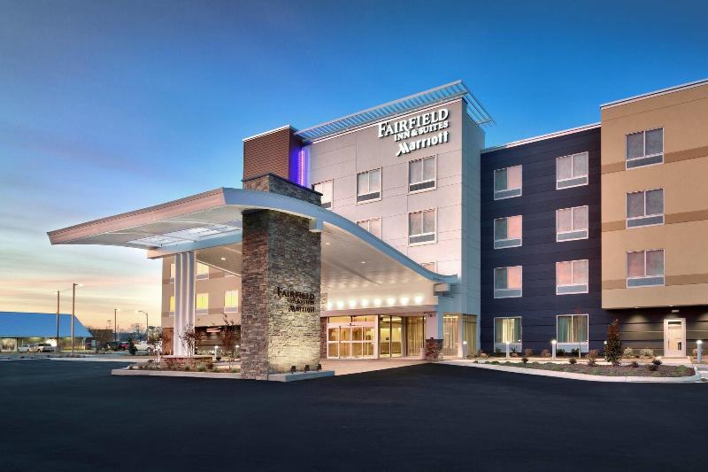 هتل Fairfield Inn & Suites By Marriott Fort Smith