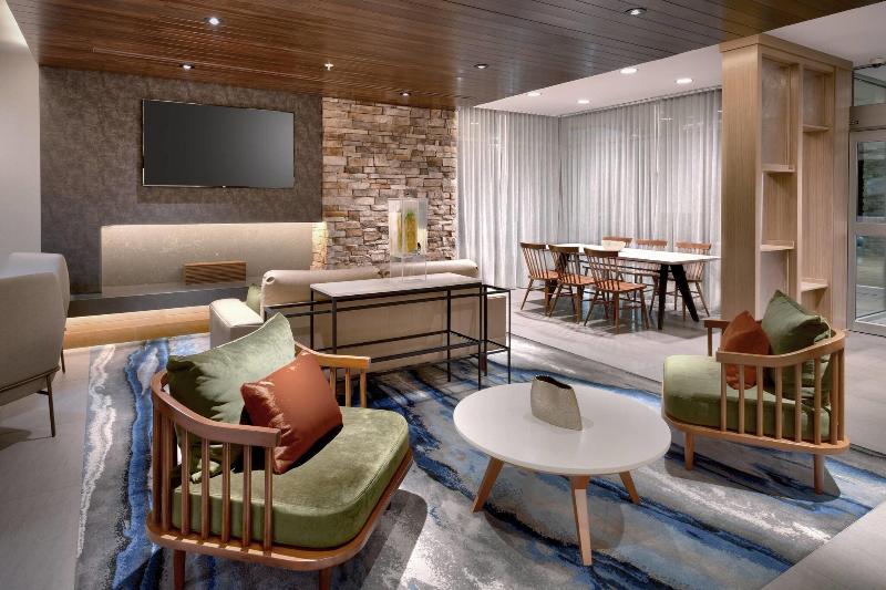 هتل Fairfield Inn & Suites By Marriott Fort Smith