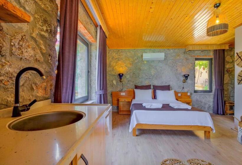 Отель Faralya Yoruk Evi Suite   Adults Only