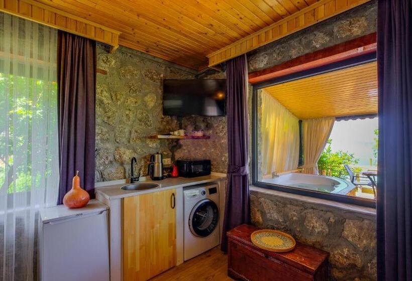 Отель Faralya Yoruk Evi Suite   Adults Only