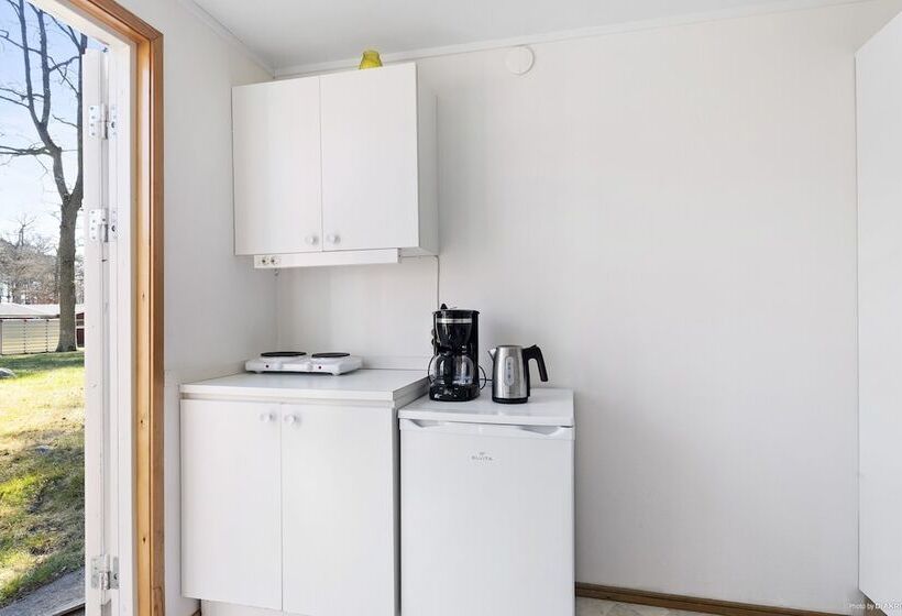 호텔 First Camp Ekuddenmariestad