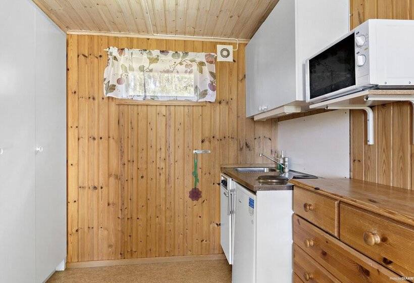 호텔 First Camp Ekuddenmariestad