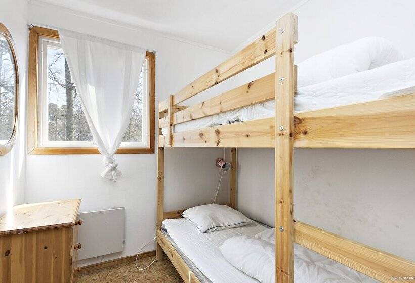 호텔 First Camp Ekuddenmariestad