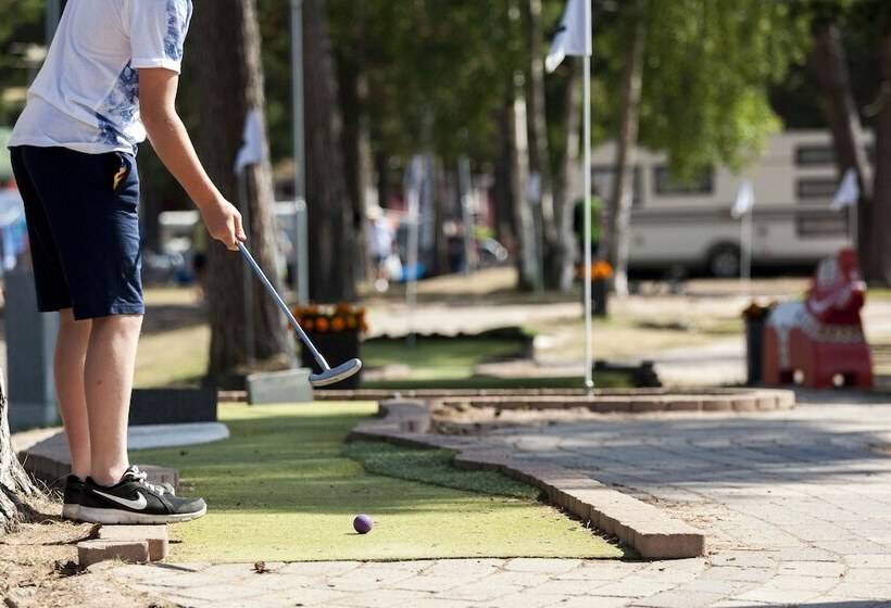 酒店 First Camp Siljansbadet Rättvik