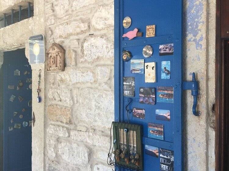 فندق Iyon Pansiyon