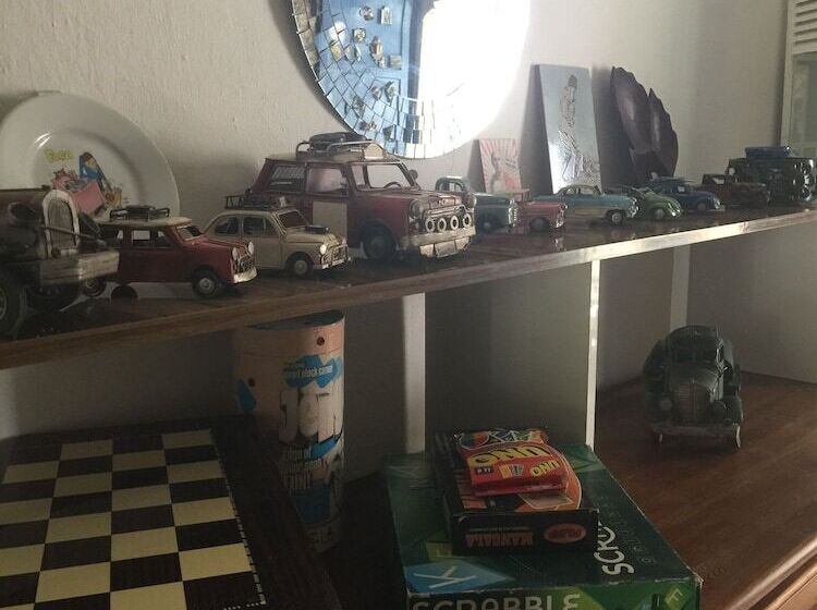 فندق Iyon Pansiyon