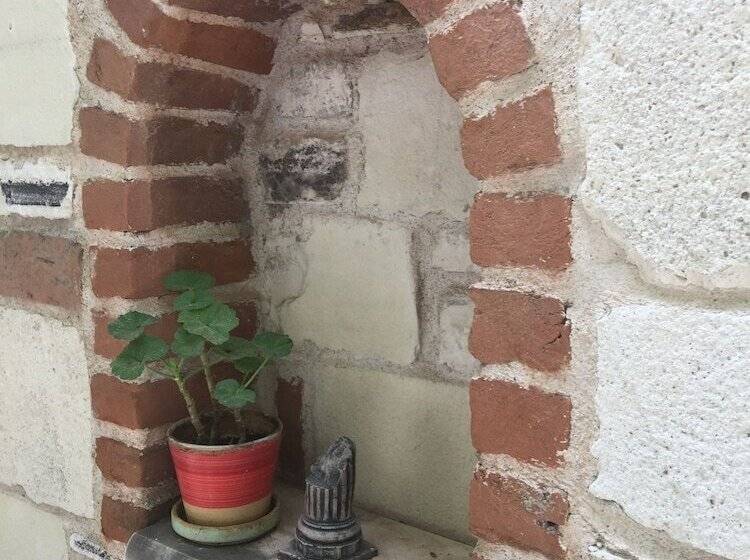 هتل Iyon Pansiyon